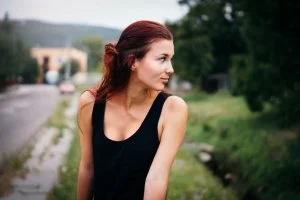 3 Gelegenheiten, bei denen die individuelle Anpassung eines taillierten Damen-Tanktops eine gute Idee sein könnte