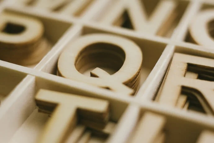 individuelle Schriftarten für Einkaufstaschen mit Buchstaben